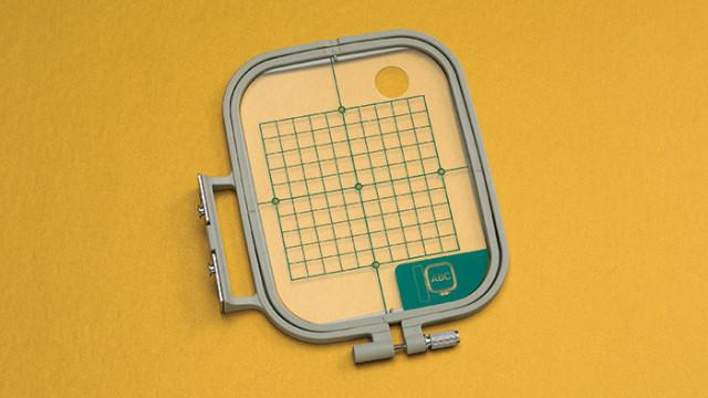 Medium_Embroidery_Frame_Grid_4x4_-_Babylock_EF62