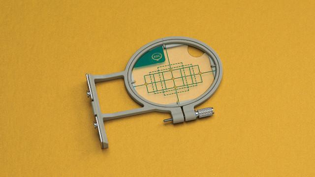 Small_Embroidery_Frame_Grid_1x25_-_Babylock_EF61